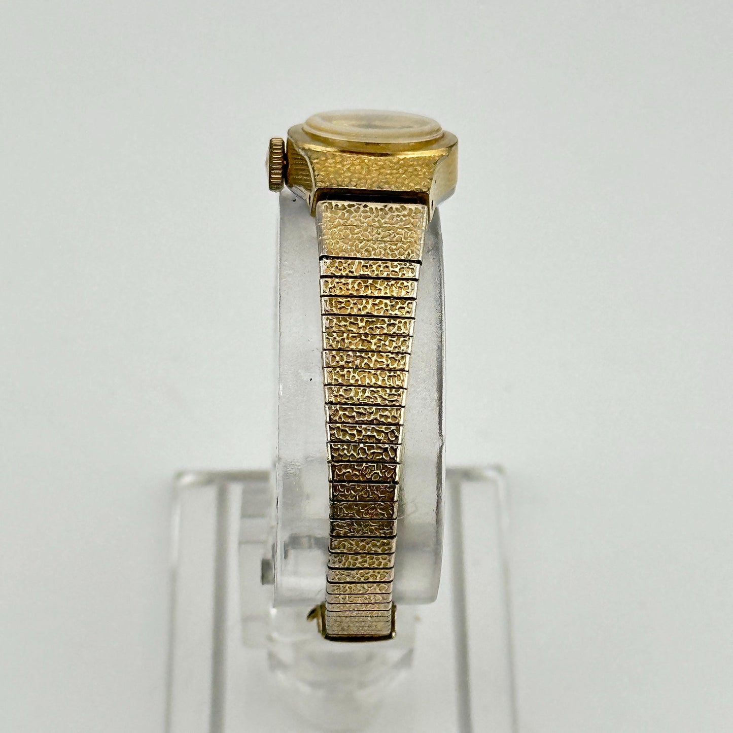 Seiko Gold Tone Quartz 16mm Ladies Cocktail Watch c. May 1979