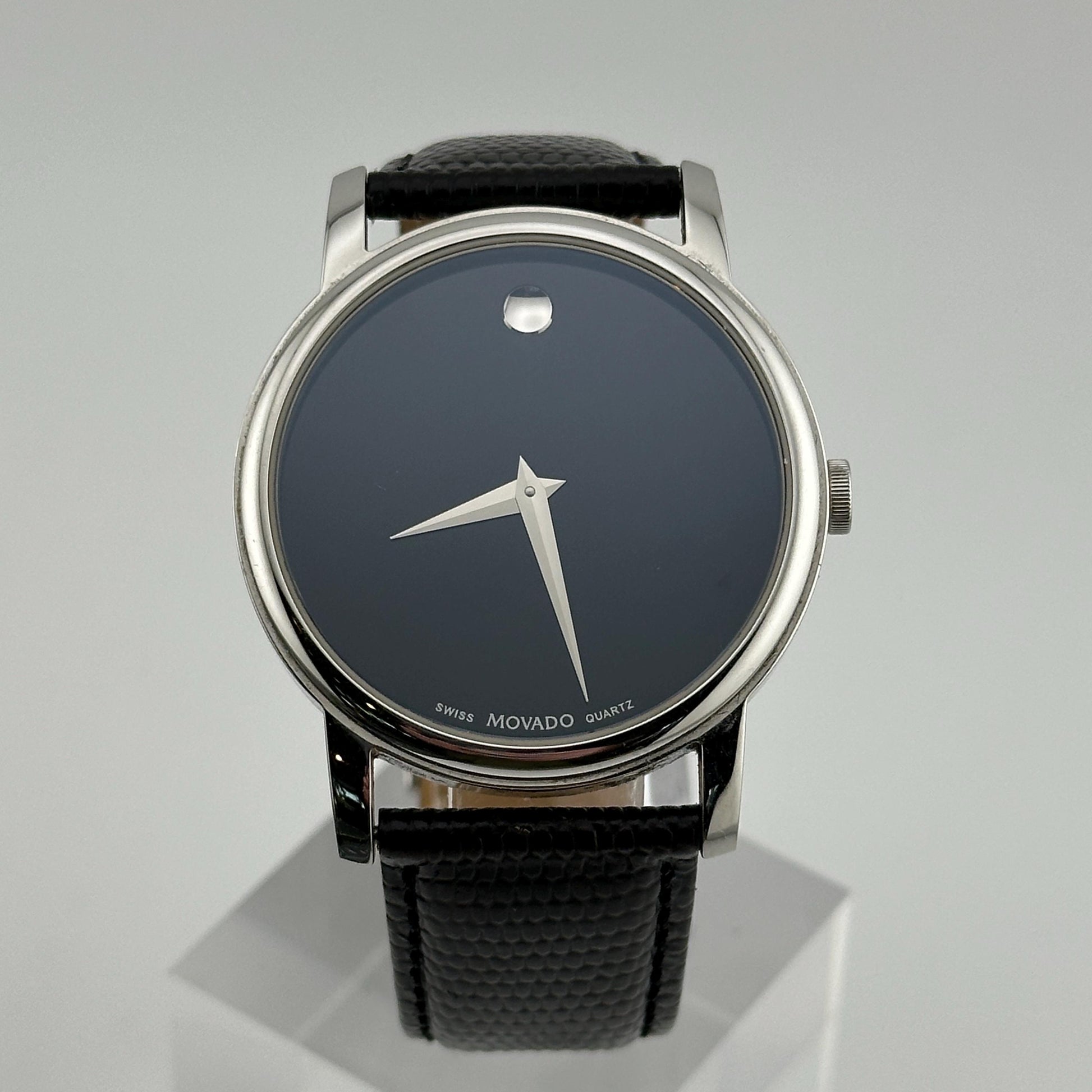 Movado Classic "Museum Dial" 39mm Men's Wristwatch