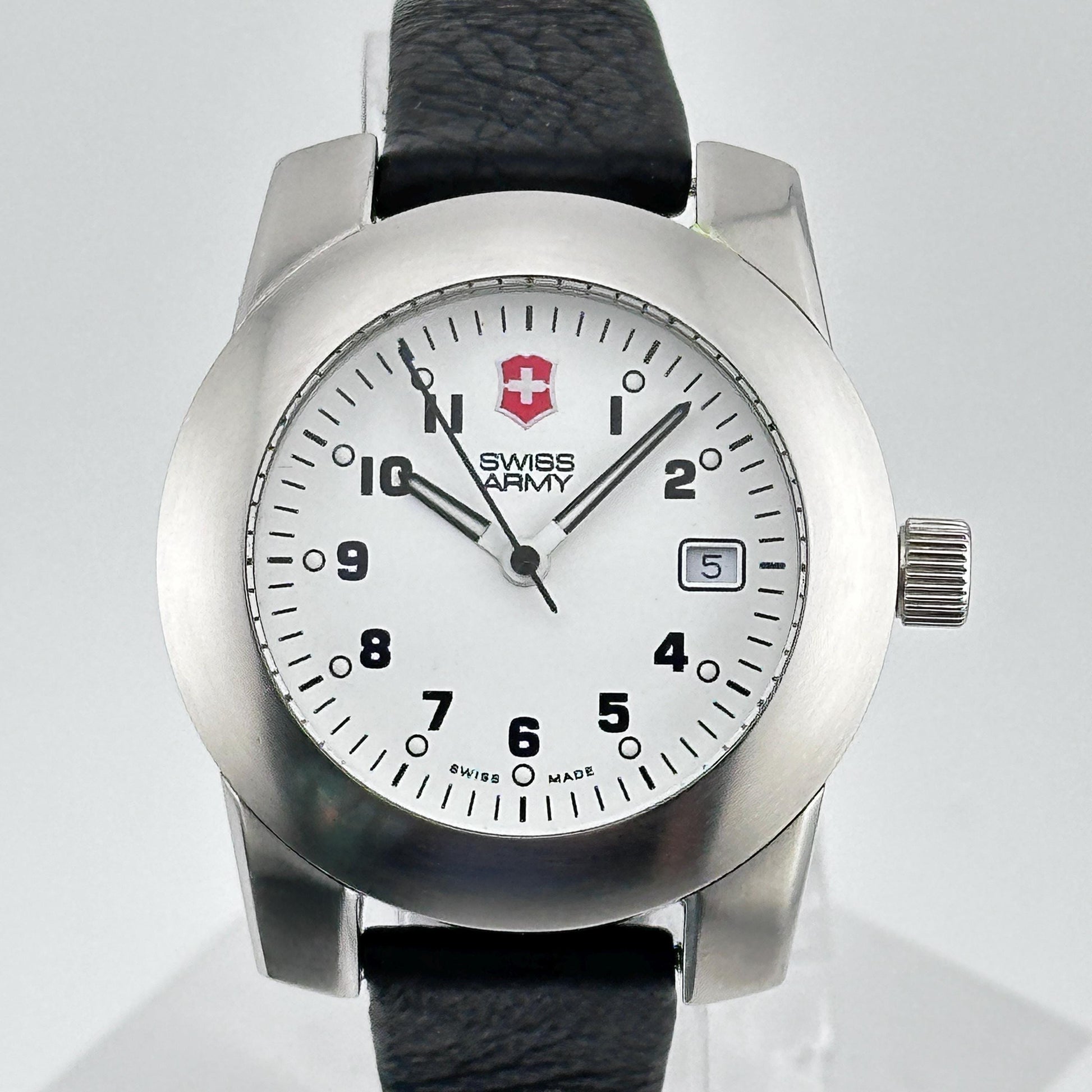 Swiss Army Brand Quartz 30mm Ladies Watch