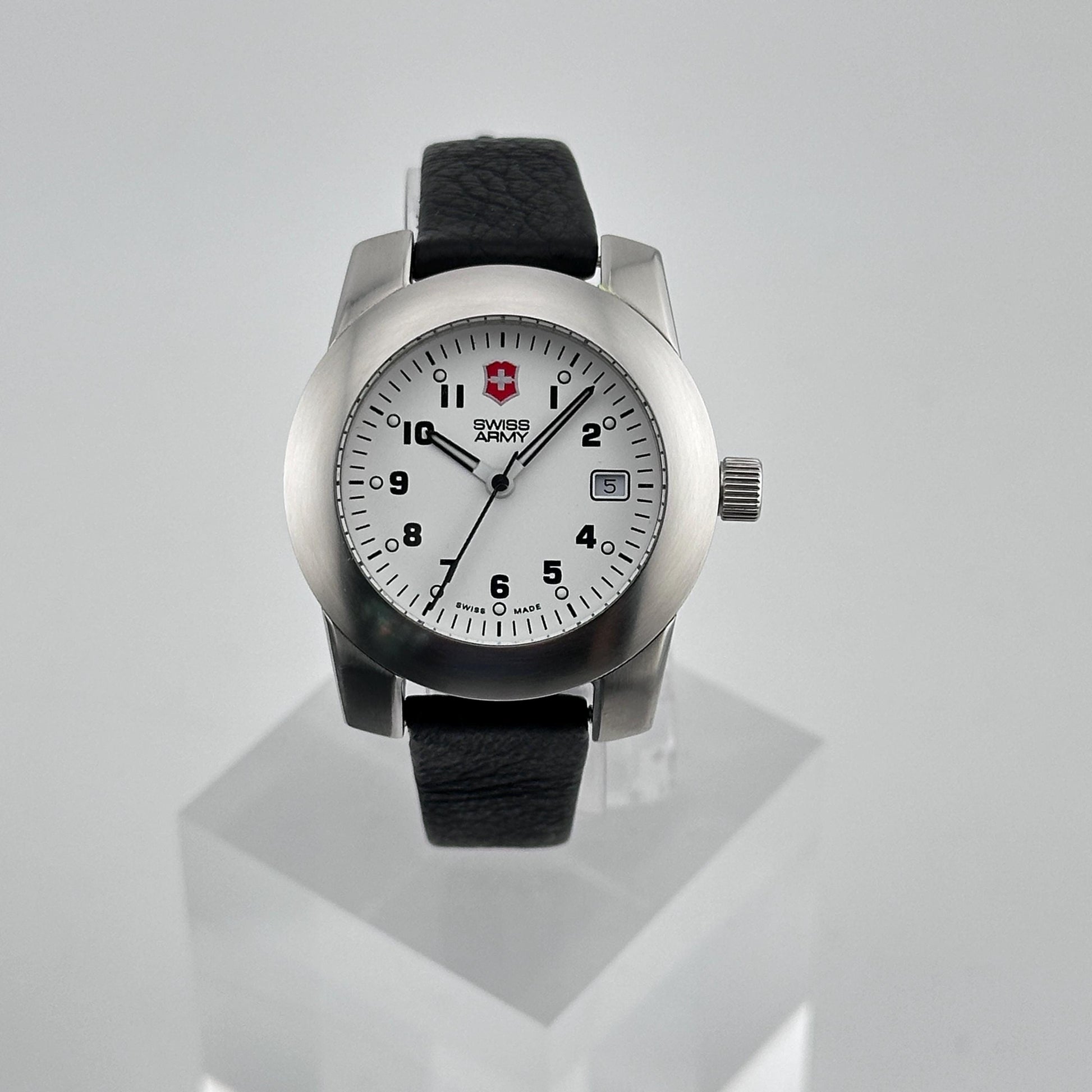 Swiss Army Brand Quartz 30mm Ladies Watch