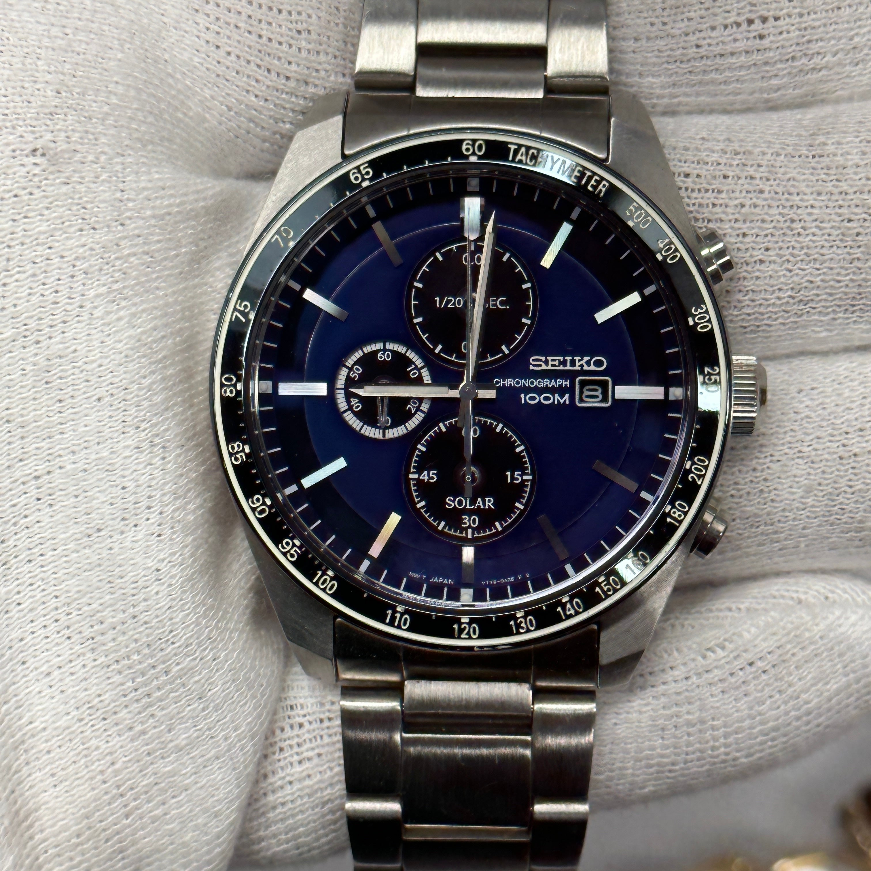 Men's seiko solar hot sale chronograph watch