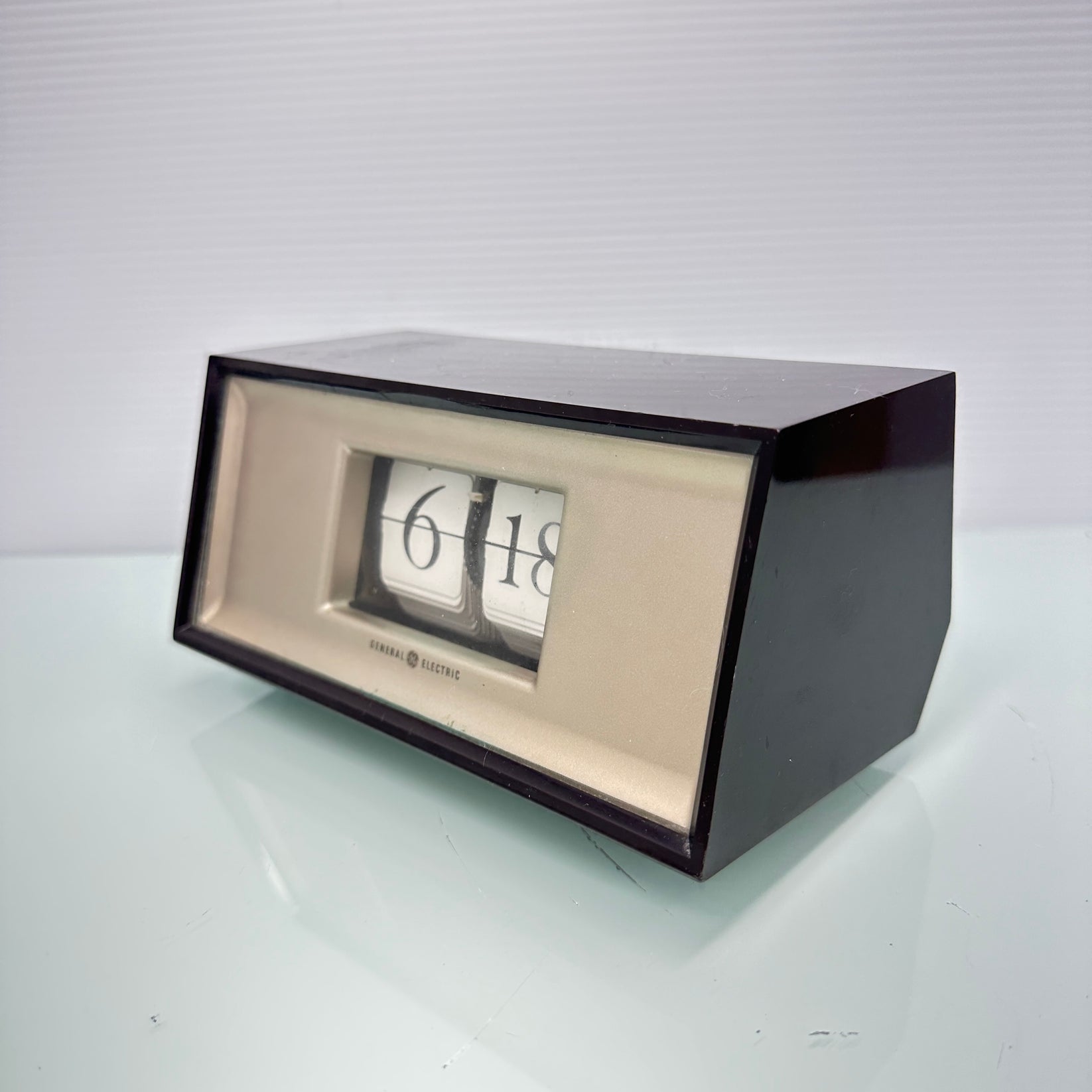 General Electric Ge Flip Clock Savage Clockworx